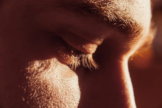 How Eye Blinking Can Help Reduce Dark Circles